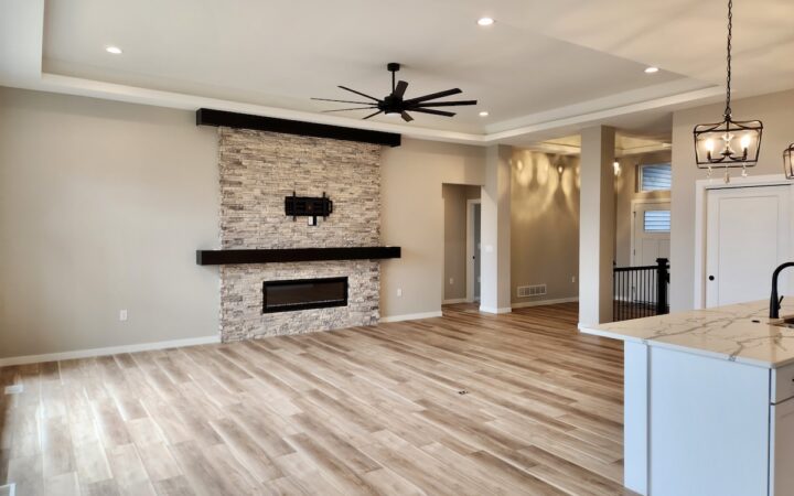 608 rolling hills dr tiffin12